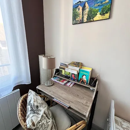 Sur Les Toits De St Aubin - La アパート *