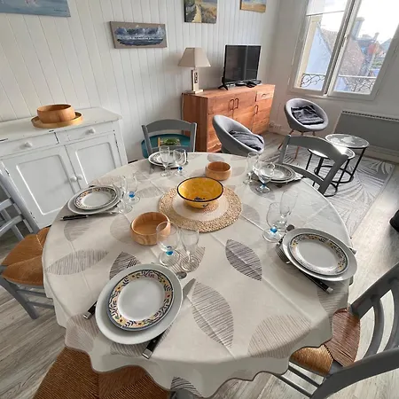 Sur Les Toits De St Aubin - La サントーバン・シュル・メール