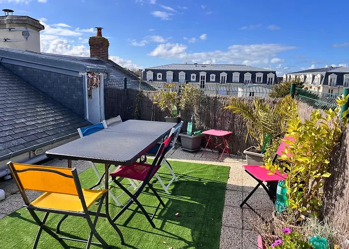 Sur Les Toits De St Aubin - La * Saint-Aubin-Sur-Mer (Calvados)