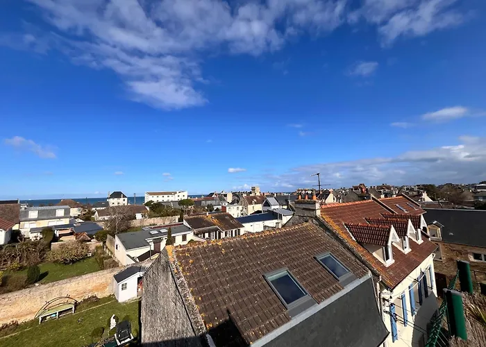 Sur Les Toits De St Aubin - La * Saint-Aubin-Sur-Mer (Calvados)